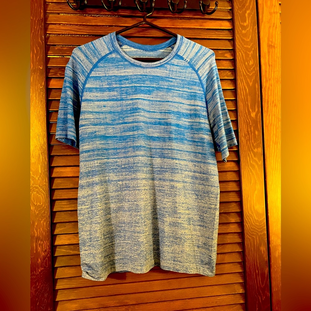 Lululemon Metal Vent Tech SS 2.0 Medium